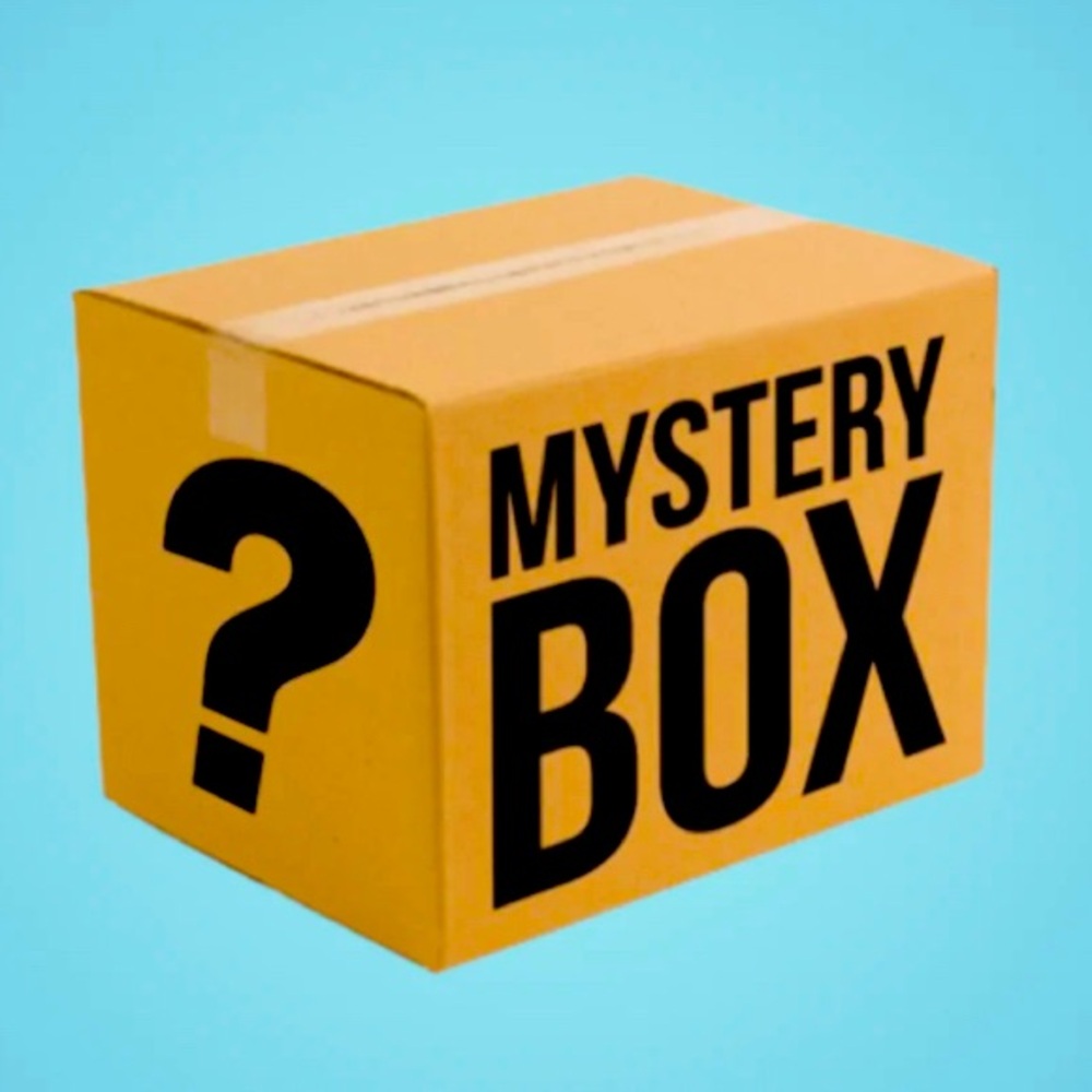 Mystery Box of 10 Beauty Items!